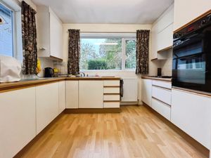 Photo 24- click for photo gallery